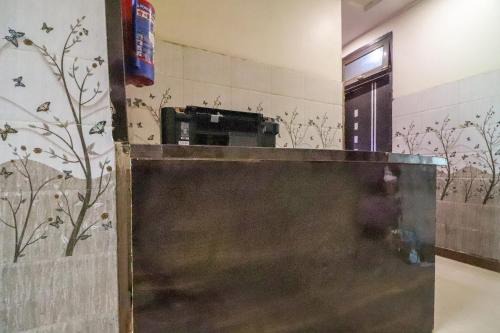 Hotel O Shiv Shankar