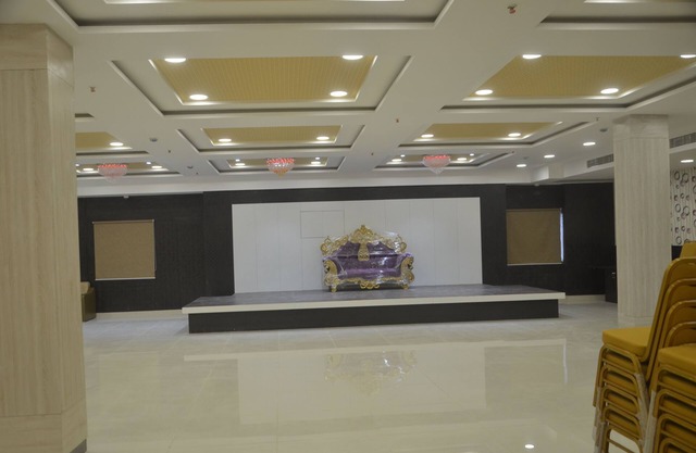 Hotel Rajeev Regency