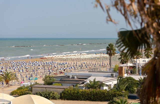 HOTEL ROMA