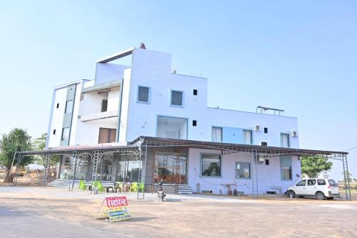 Hotel Rudraksha Restaurant And Resort