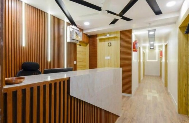 HOTEL SAFARI INN C G ROAD