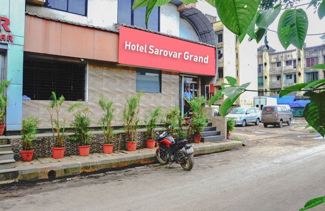 Hotel Sarovar Grand