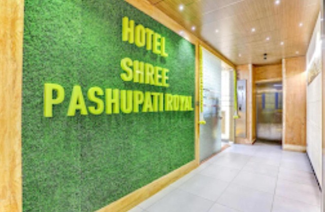 Hotel Shree Pashupati Royal Vadodara