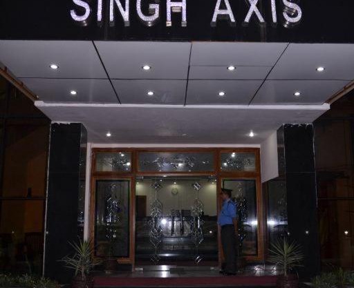 Hotel Singh Axis