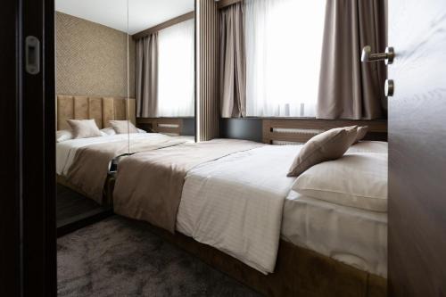 Hotel Stari Krovovi