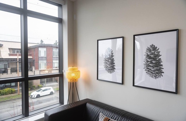 Hotel Style Condo 2 beds + Underground Parkingnn