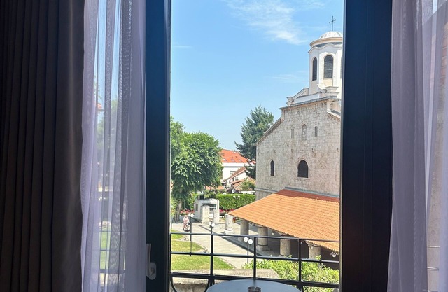 HOTEL TREVA