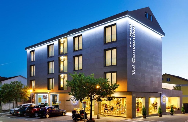 Hotel Val Convention
