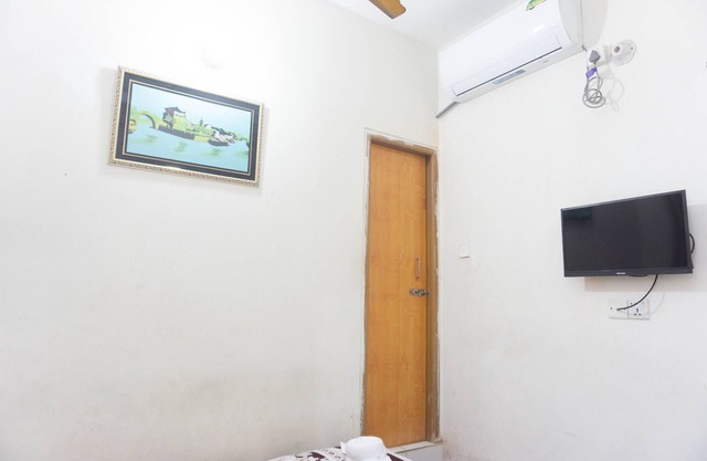 Hotel White House International Residential - Standard Single - AC