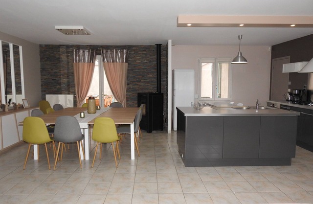 House 11 to 14 people between Chambord, Cherverny, Zoo Parc de Beauval and Blois