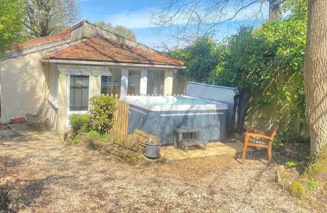 House 3 p 40m2 quiet with garden and jacuzzi