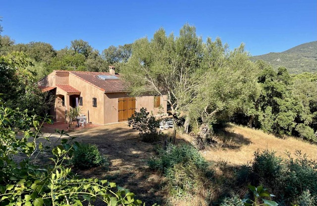House between Sartène and Propriano