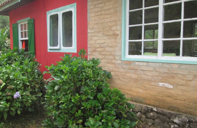 House for rent with beautiful view, furnished, annual or season.