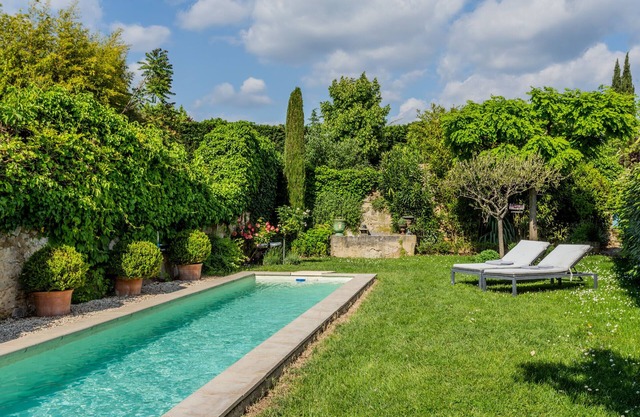 House for rent with pool in Lourmarin - Au Cœur du Village