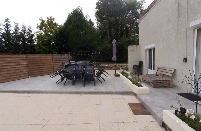 House ground floor all comfort, Terrace and Park Next to Fontainebleau's forest