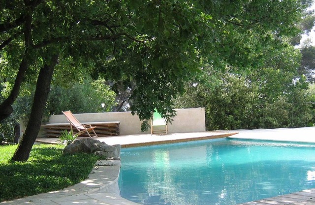 House in Ollioules in the very quiet countryside with terrace and garden