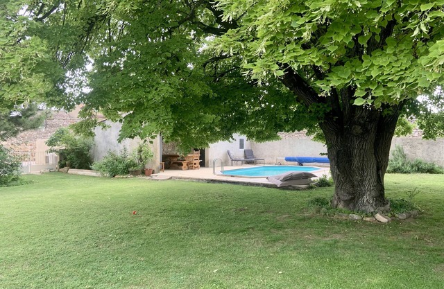 HOUSE IN THE HEART OF THE ALPILLES