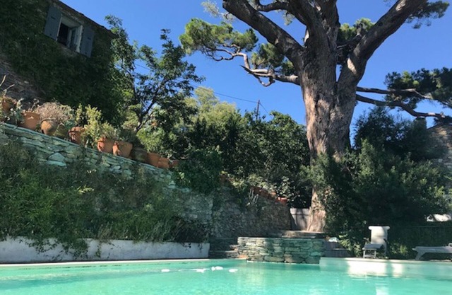 House Le Bastion 4 persons panoramic sea view and swimming pool