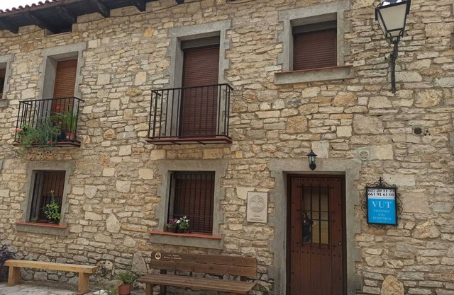 House Mercedes Puertomingalvo