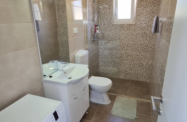 House Nane Garden (109991-K1) - Mirca - island Brac