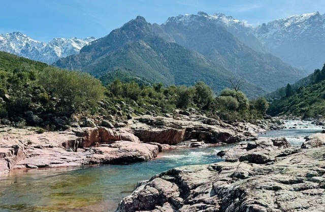 House near river Fango with Garden for 5 people, sea and mountains