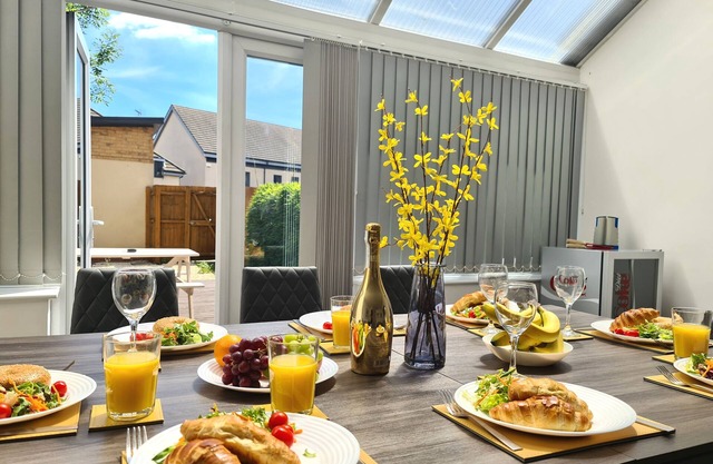 House of 4 Chimneys by Your Lettings UK