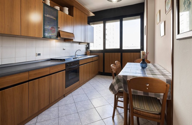 HOUSE OF STARS - Magnificent Bologna