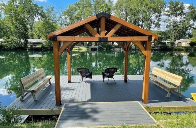 House on 7 acre lake. Newly Renovated 3 Bed 2 Bath
