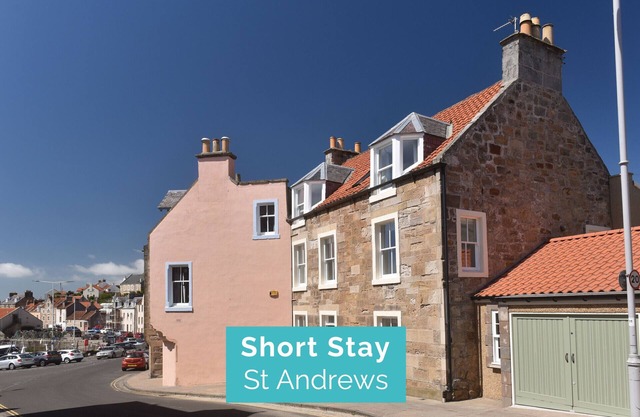 House On The Harbour | Pittenweem