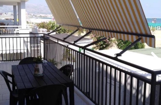 House on the sea in Siponto