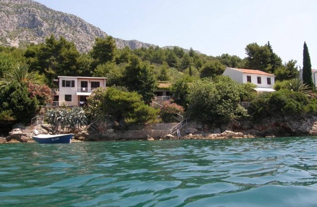 House on the seaside with own beach, private parking, garden and place for boat