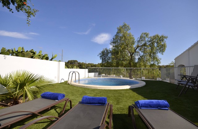 HOUSE ONLY FOR FAMILIES