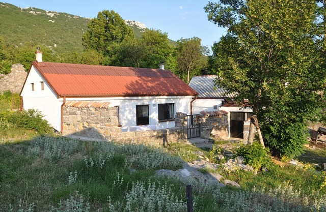 House Sandra (14711-K1) - Štokići