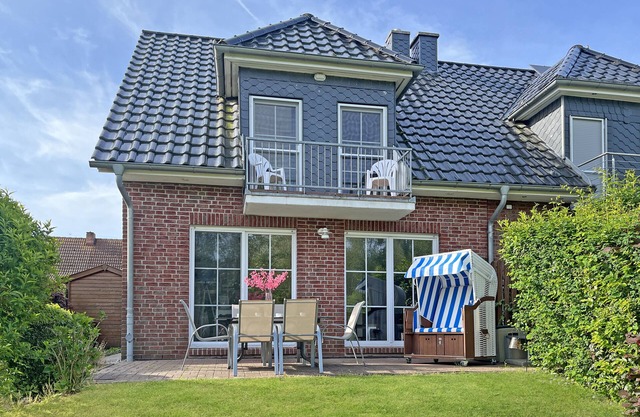 House Sansibar only 700m from the beach with sauna & fireplace and large garden