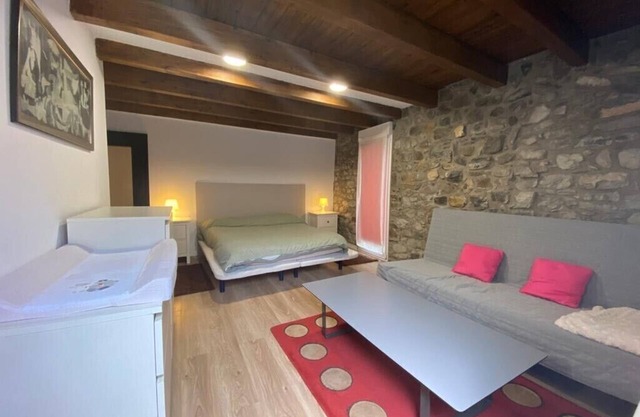 House with a different style for families and groups