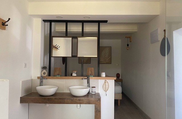 House with pool and spa