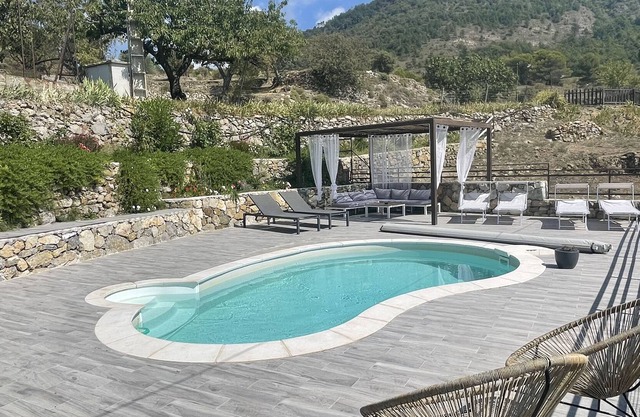 House with panoramic view "Joyanna