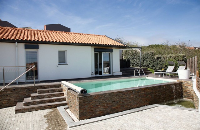 House with pool and 2 bedrooms