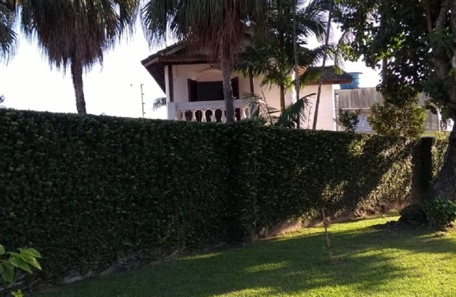 House with pool and barbecue for 14 people