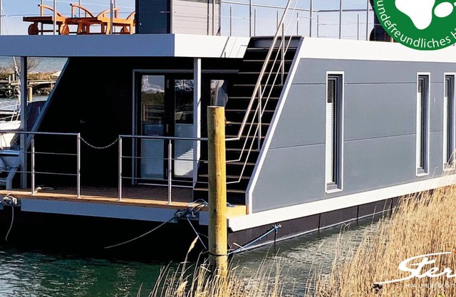 Houseboat for 5 guests with 35m² in collaraes (165314)