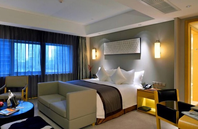 Howard Johnson IFC Plaza Ningbo