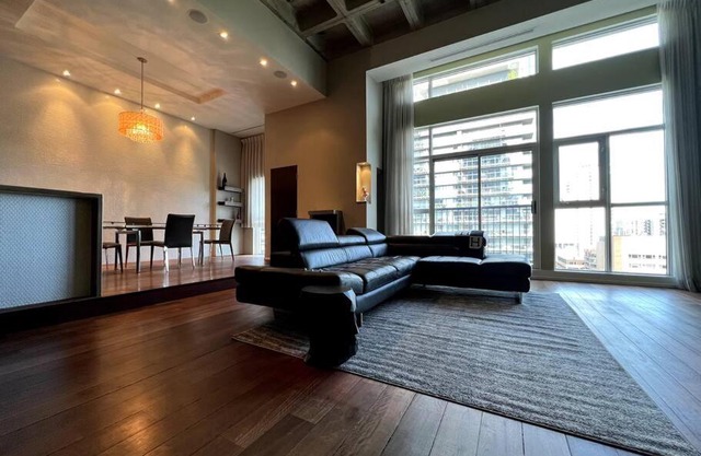 Huge 2 Storey Loft W designer furniture and art