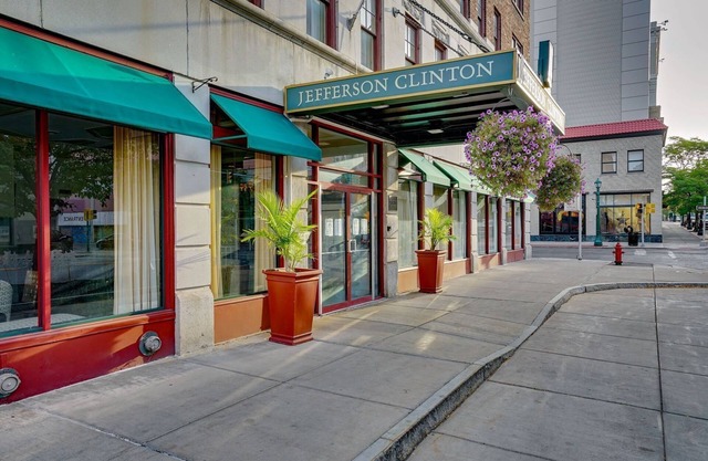 Huge Family Home in Best School District