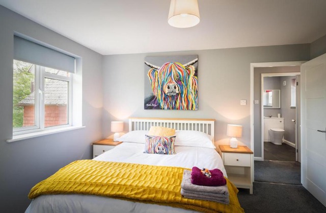 Hunters Lodge Exeter, Free Parking, Country Views, Great Wi-Fi, Large Garden