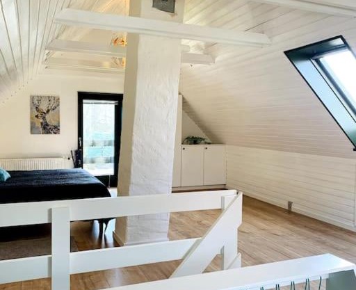 Hus på 100 m2 ved skov