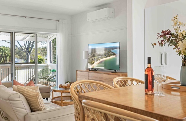 Husky Beach House by Experience Jervis Bay