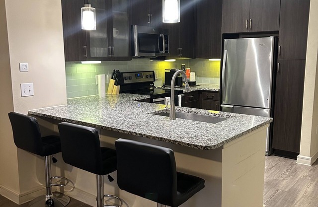 HWY 6 HOUSTON APARTMENT