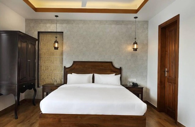 HYDEWEST Orchid King Gold Grand Studio Luxury Serviced Residences Apartment