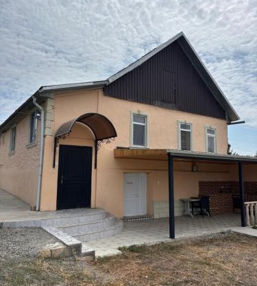 İvanovka House