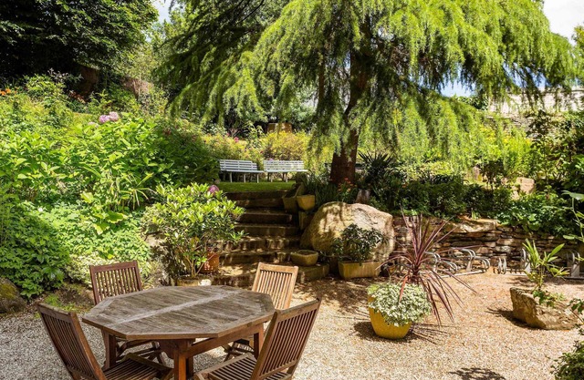 ibis Lannion Cote de Granit Rose